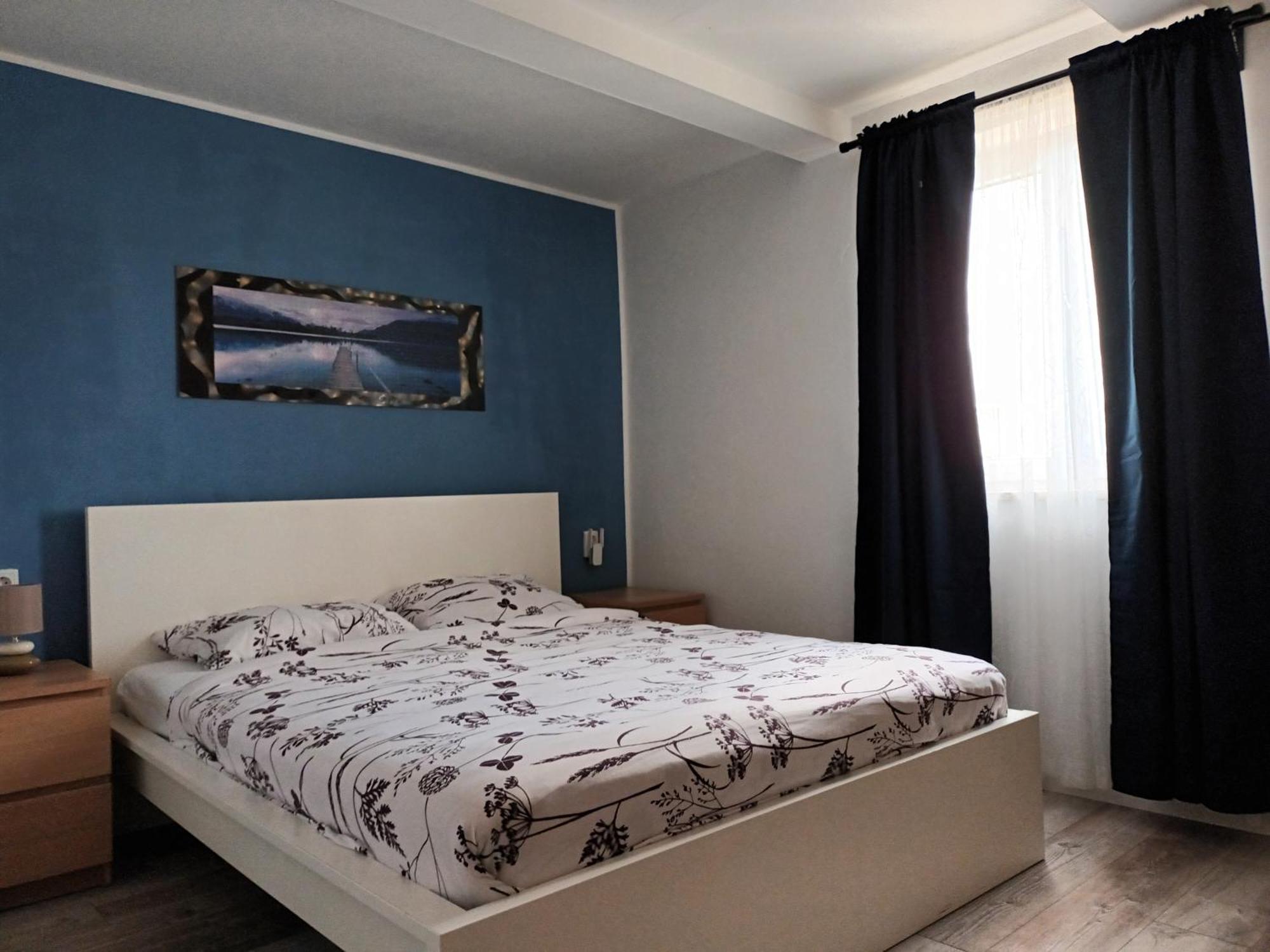 Apartment Jazbina พูลา ภายนอก รูปภาพ